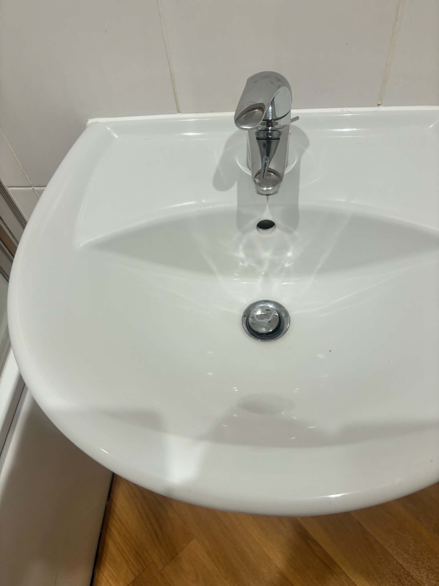 Cleaning showcase